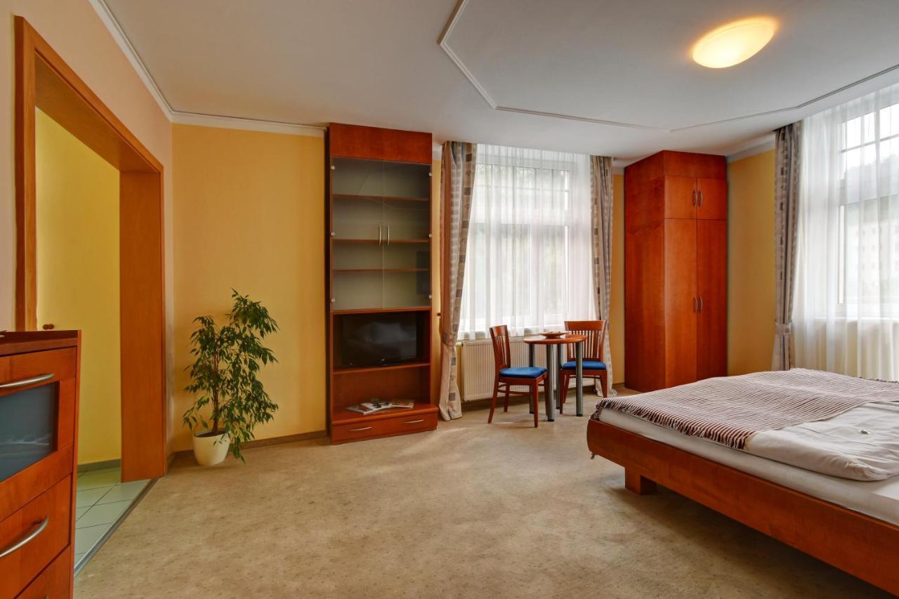 Hotel La Passionaria Марианске-Лазне Экстерьер фото